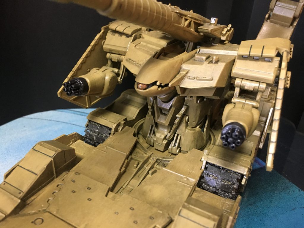 ヒルドルブって手必要？って思ったのでガトリングを付けてみました。