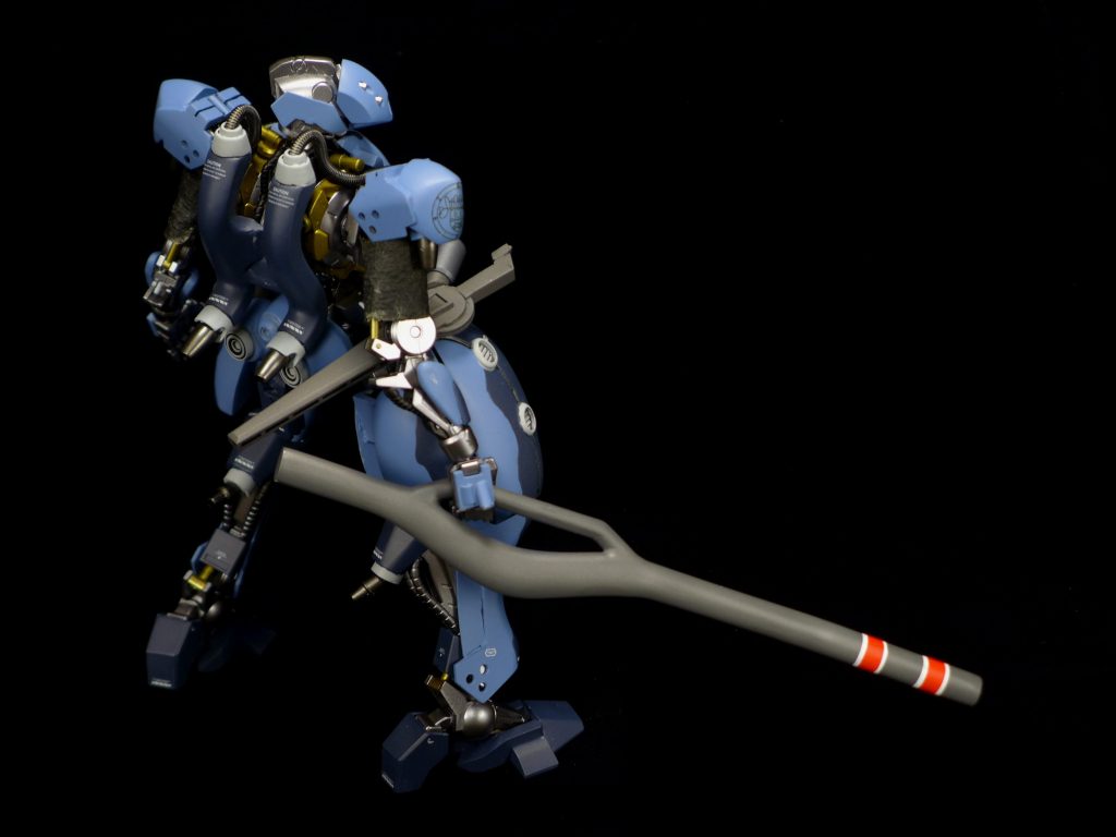 武器構え
お気に入りの角度です