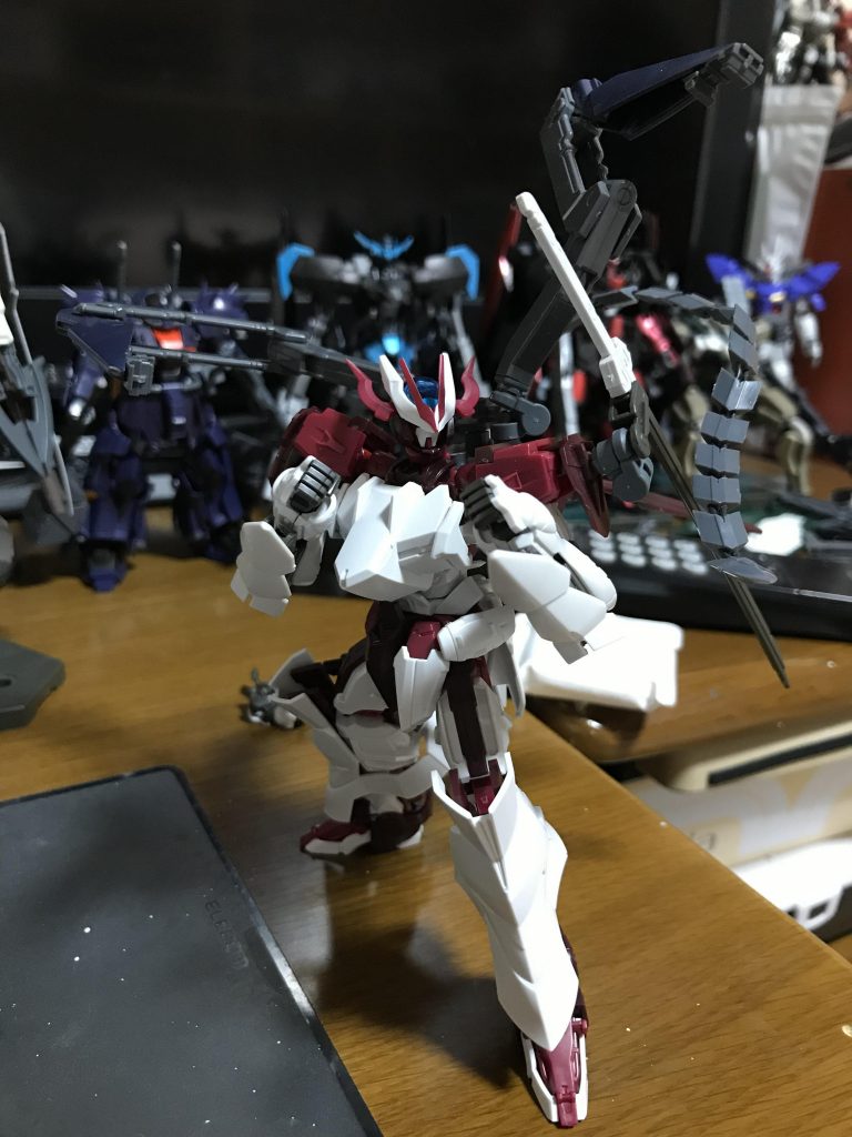 アストレイ･ラーフ–4枚目/制作者：しょこしょこ