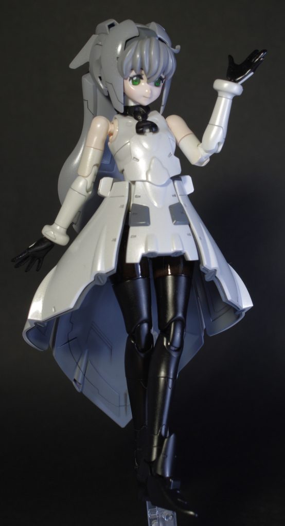 モビルドールサラ–3枚目/制作者：Kutu-wada