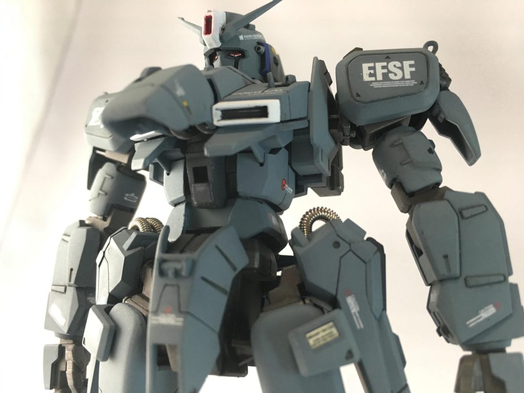 コックピットも開閉できるようにしました。若干無理ありますが男の浪漫なので頑張りました!