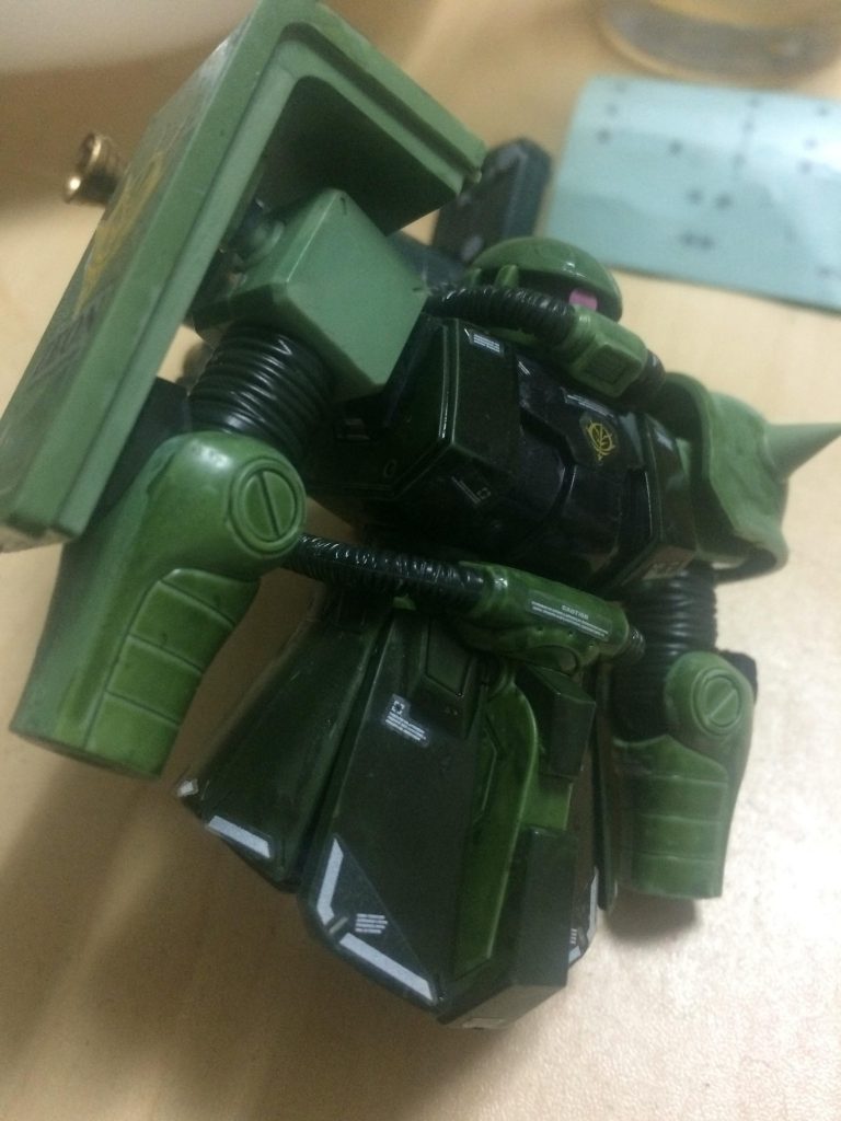 上半身全体を。
掌は改造キット使うためこの時点では無しです。