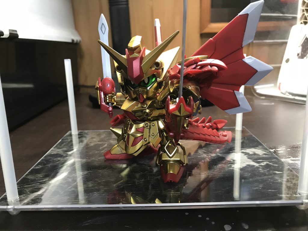 専用の台座。
豪華に見える気がする!