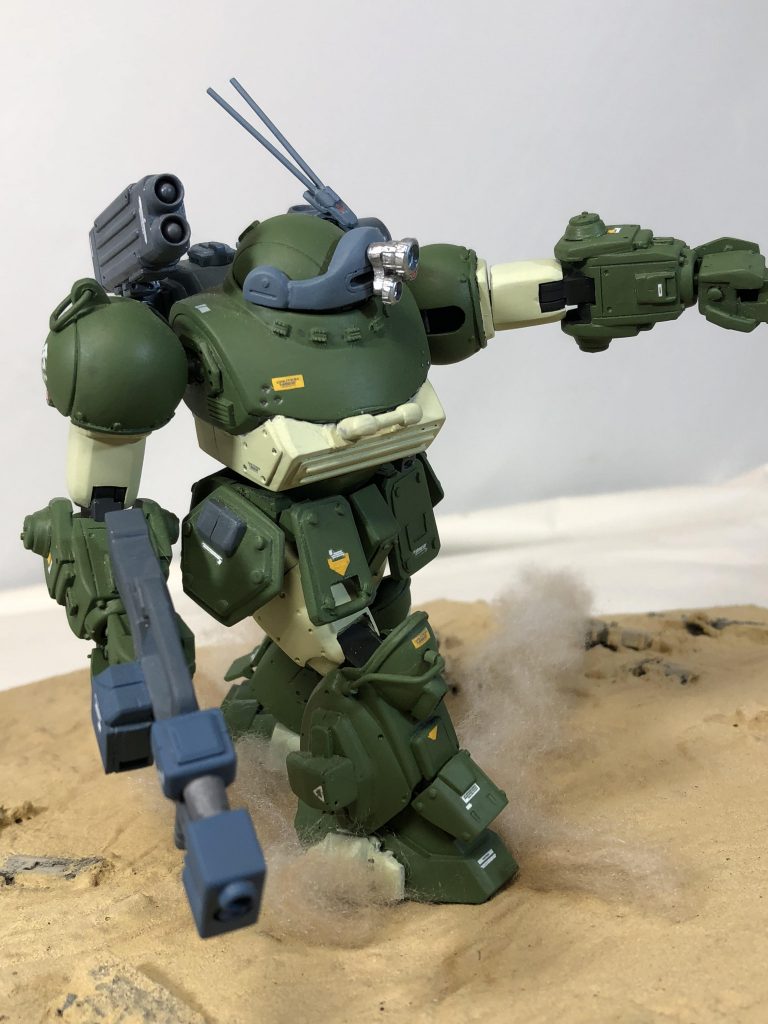 アームパンチ! 腕は伸びません。だってモックだもん。