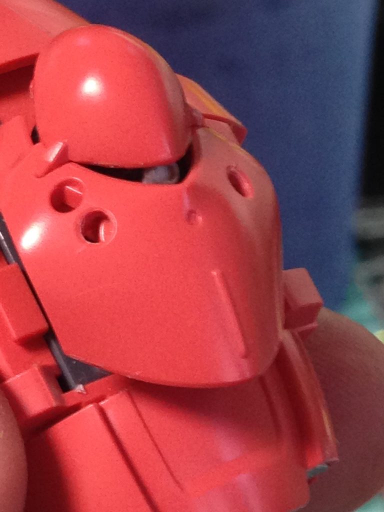 これ作ってる時に初めて後ろにもモノアイがあるのを知った、、、必要？と思ったけど気付いたら可動化させてた。