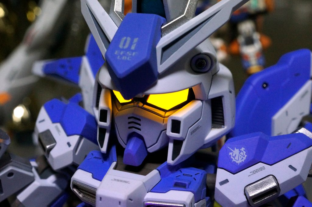 ブラックライトを当てるとビカッと光る!!!