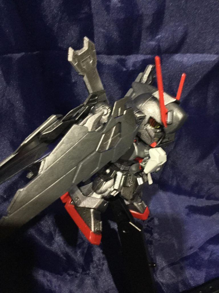 木星共和国から脱出したF97はオルガン博士が登録していたナビでサナリィ第2月面開発研究所へ向かった。オルガン博士の元同僚にF97と大金と交換し幸せに暮らす様オルガン博士からの指示があったがレオナはそれを拒否した。クロスボーンガンダムに使う筈だった右肩の特殊装甲のスペアを譲り受ける。
*この機体はおやっさんとの残された絆だから誰にも渡せない*