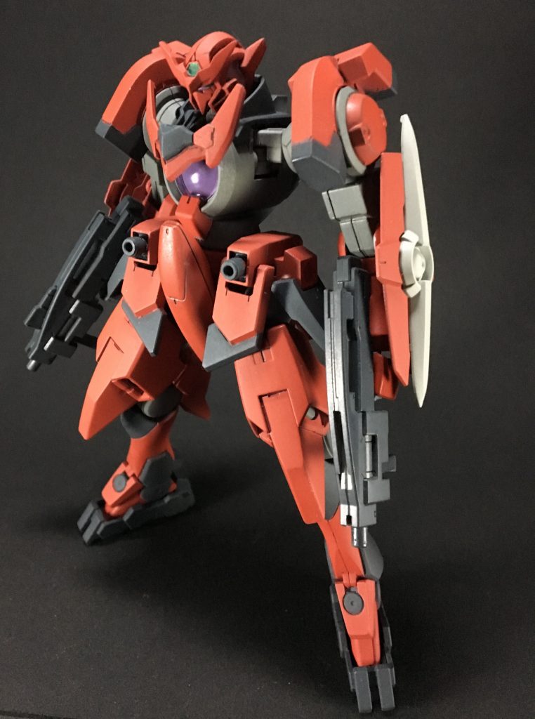 ショートライフル,GNシールドを両手に装備したパターン
個人的にお気に入りです