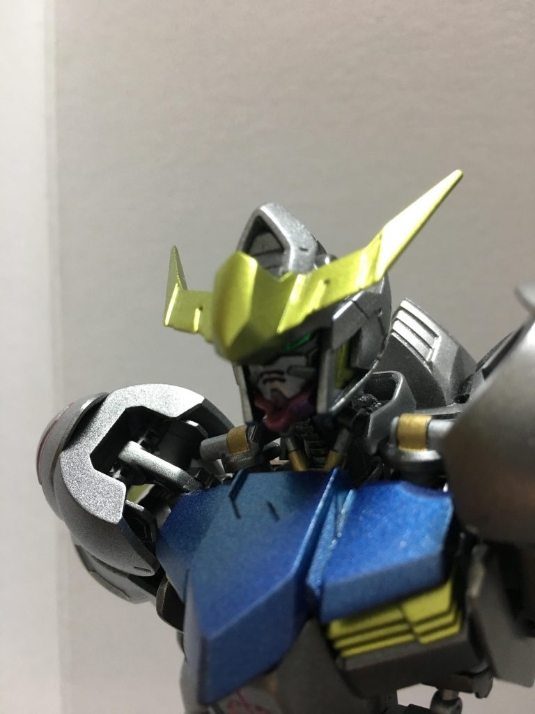 目の部分はラピーテープを使用してキラッと見えるように(写真じゃちょっとわかりづらいかも…)。