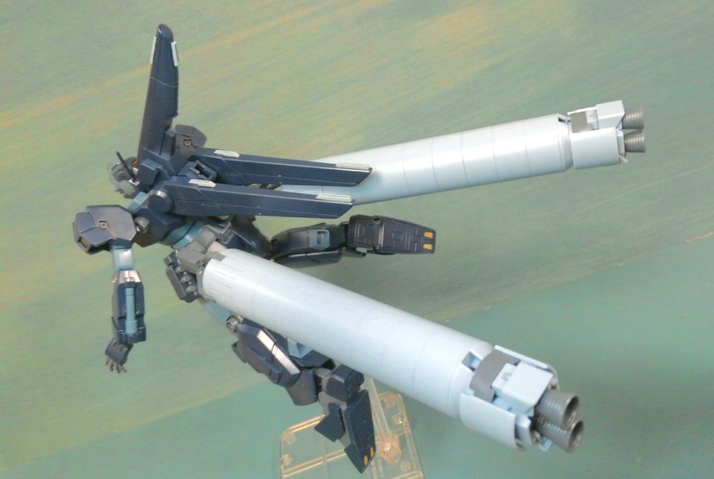 Sジェガンと同様の高機動パックとタンクが追加されたA班機