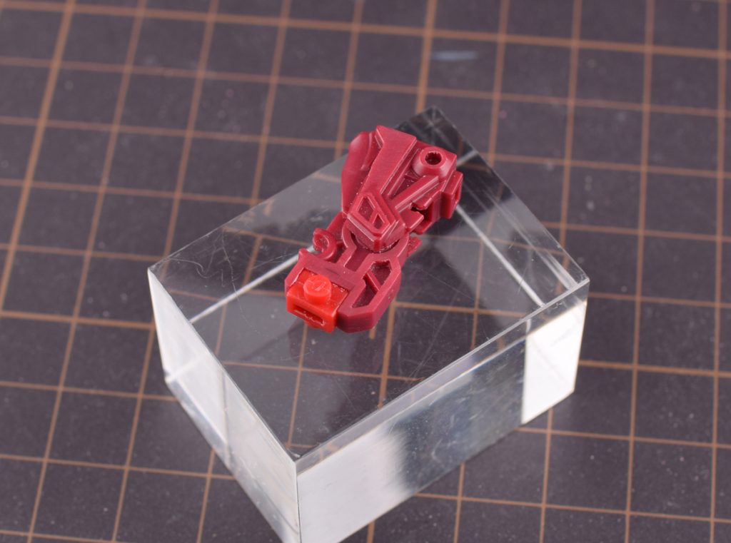 本体のスタイル改修は膝をランナータグ1枚分延長