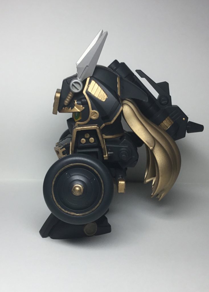 横から