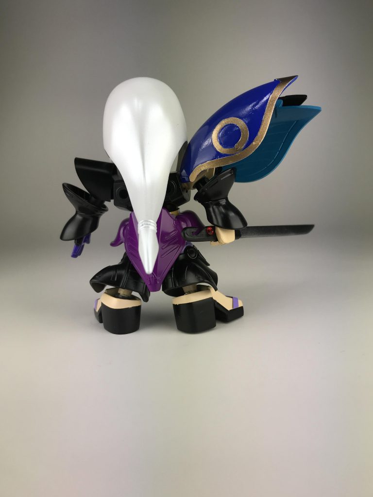 バックショット
蛇の紋はプラ板で作成