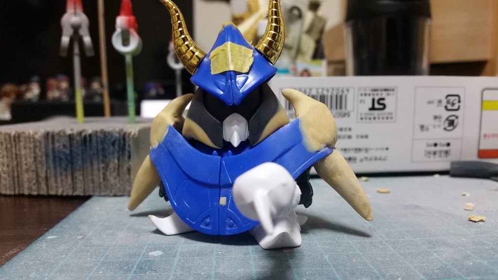 パテ盛り箇所。都合上ブラックドラゴンにはなれません。