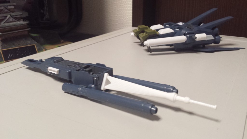 武器は家にあったスカイツリーをレーザー銃風にしました