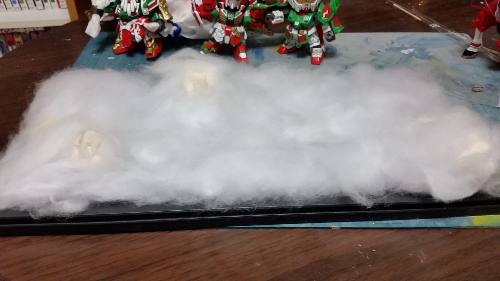 足場は綿を敷いて雪に見立てています。