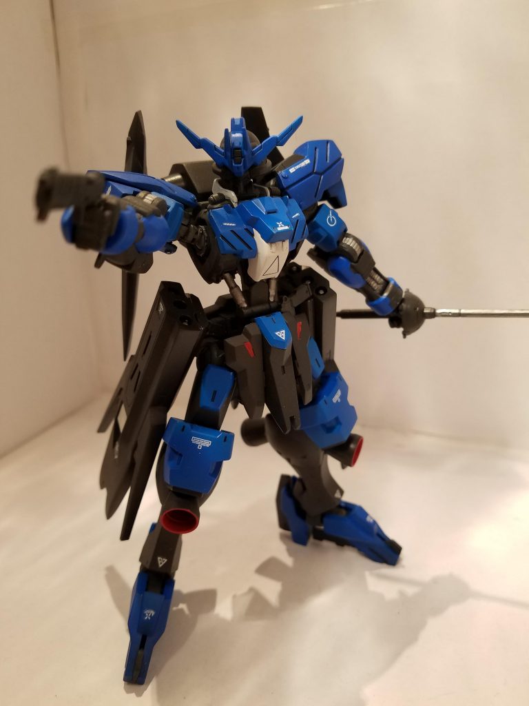 ヴィダールはライフルより拳銃を使ってるイメージの方が強いですよね❗