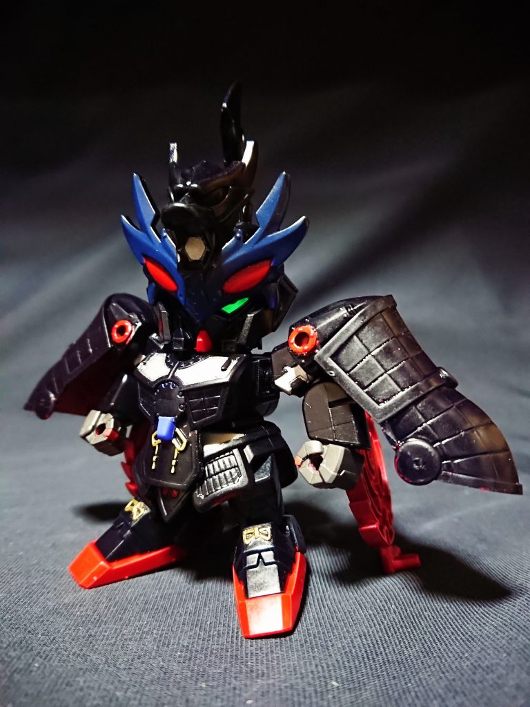 孫家に仕える猛将。
死地に追い詰められた孫権を、全身に十二箇所の傷を負いながらも身を挺し守った。
その後、孫権が荊州にて項羽と対峙した際にも、孫権を庇い自身は深手を負いながらもその場を凌ぐ。
その忠義から「殊勲の十二痕」の異名を持つ。