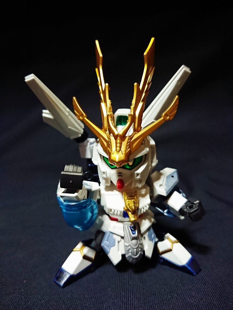 諸葛珪ナラティブ 装備弐背部に背負った兵器は有線式の武器。主に弓兵や鉄砲隊と共に遠距離での戦を得意とする鎧。