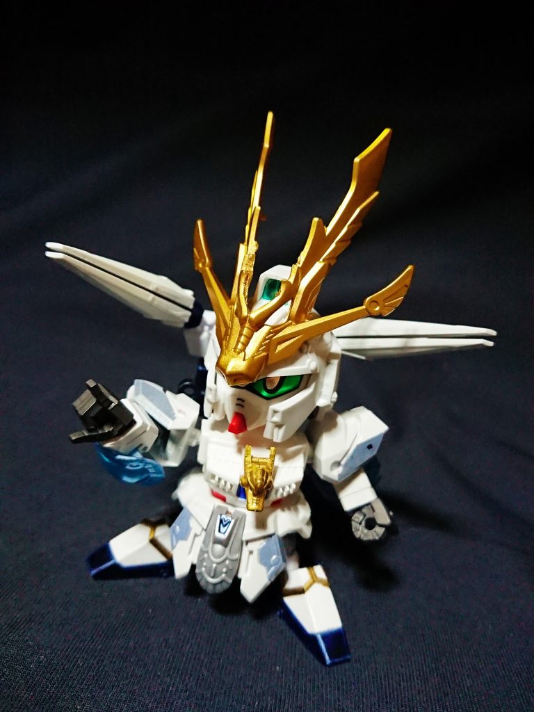 装備弐は所謂ガンダムNT劇中でのB装備です。ベースカラーは青となります。