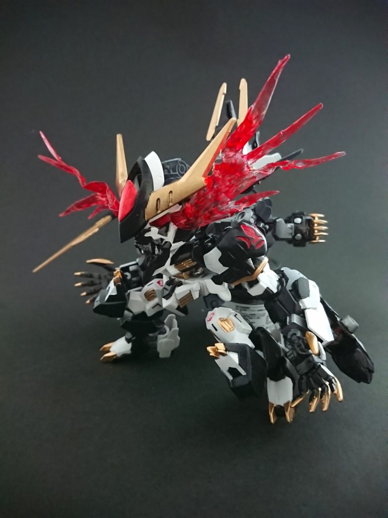 そして合体、狂戦士バルバトス
野獣の如く荒々しく、敵を倒すまで止まらない、そんなイメージ