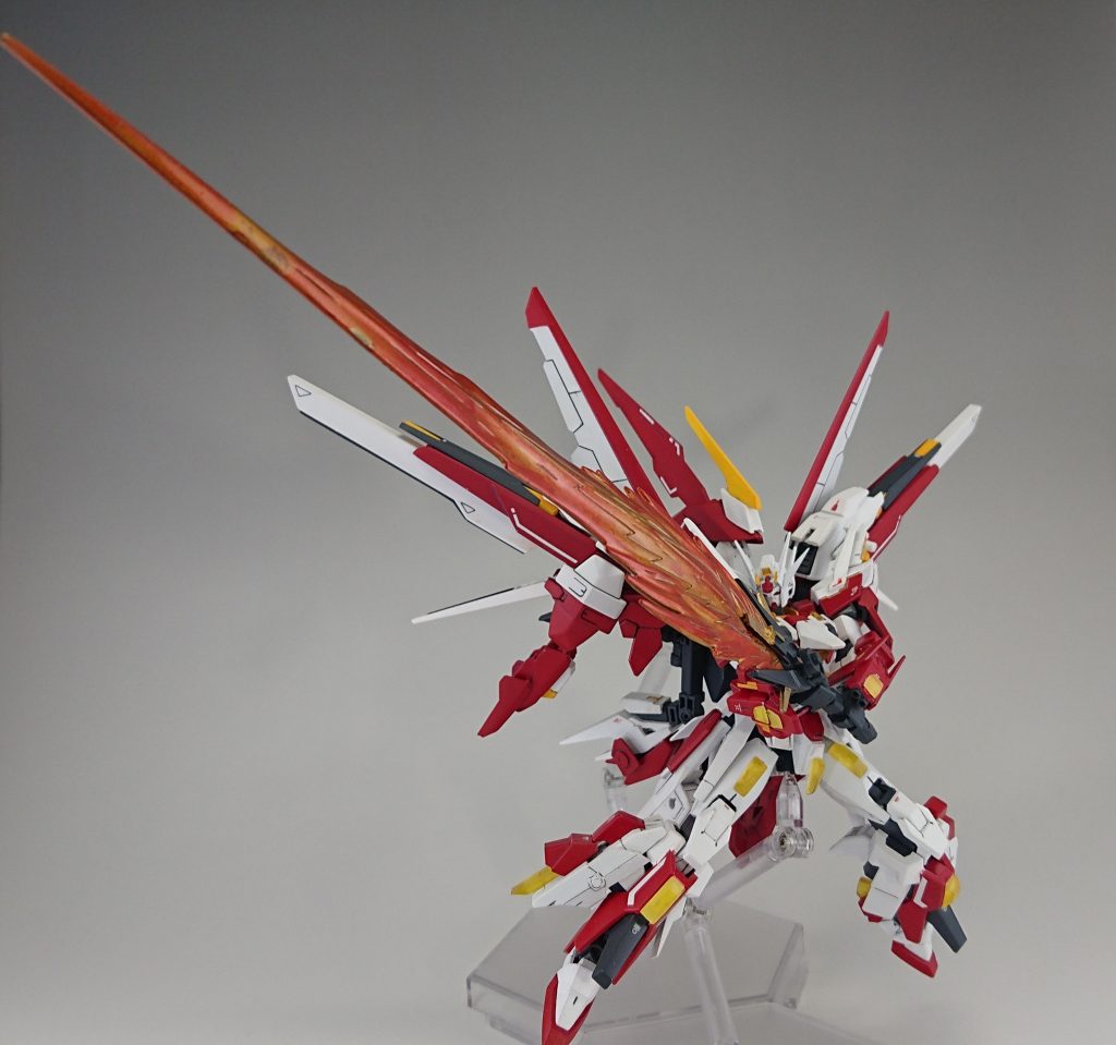 *エグゼストガンダム バーストクロス*
合体することで3分間Xバーストモード以上の性能をデメリットなしで使用できる本機の切り札。
出力ダウン無し、EXEシステムの持続の代わりに合体解除後にエクスバーストライカーは行動不能となる。