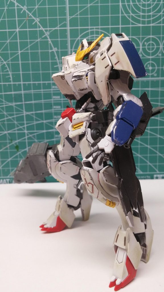 横アングルです