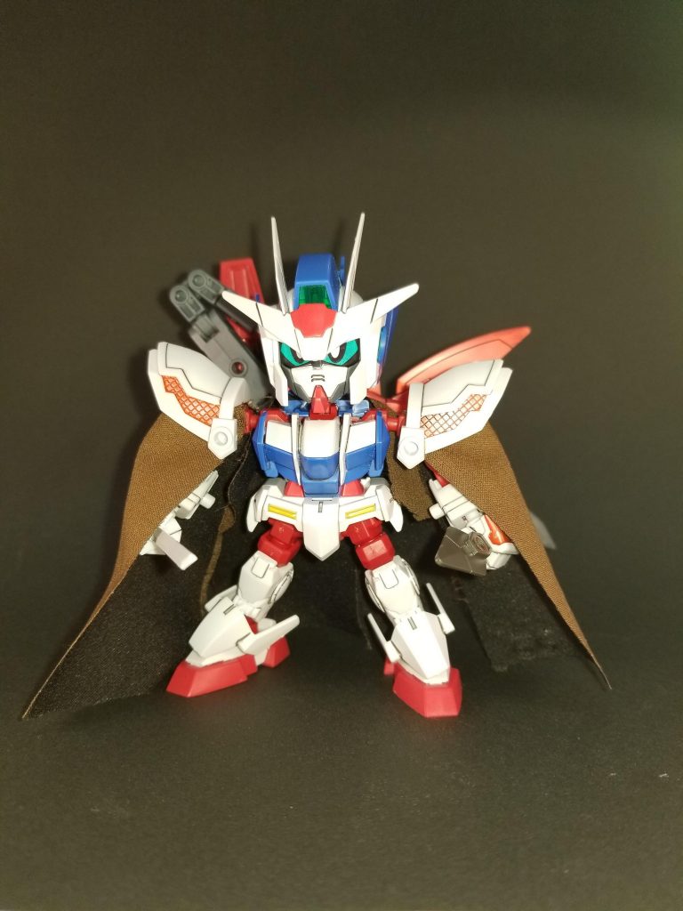 *ジョブチェンジ フェンサー*
順手持ちの短刀と、腕の裏に収納してあるクナイの2刀流。
リアルタイプの懐に飛び込み攻撃する必殺のアタッカー。