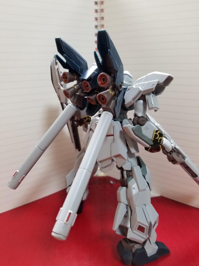 興奮と感動が待ち受けていた映画ではガンダムUC好きには堪らないシーンが現れ、このシナンジュスタインもナラティブガンダム、フェネクスも劇場の大画面で大暴れ。よくあれだけの内容を一つの映画で纏めたと思いました。