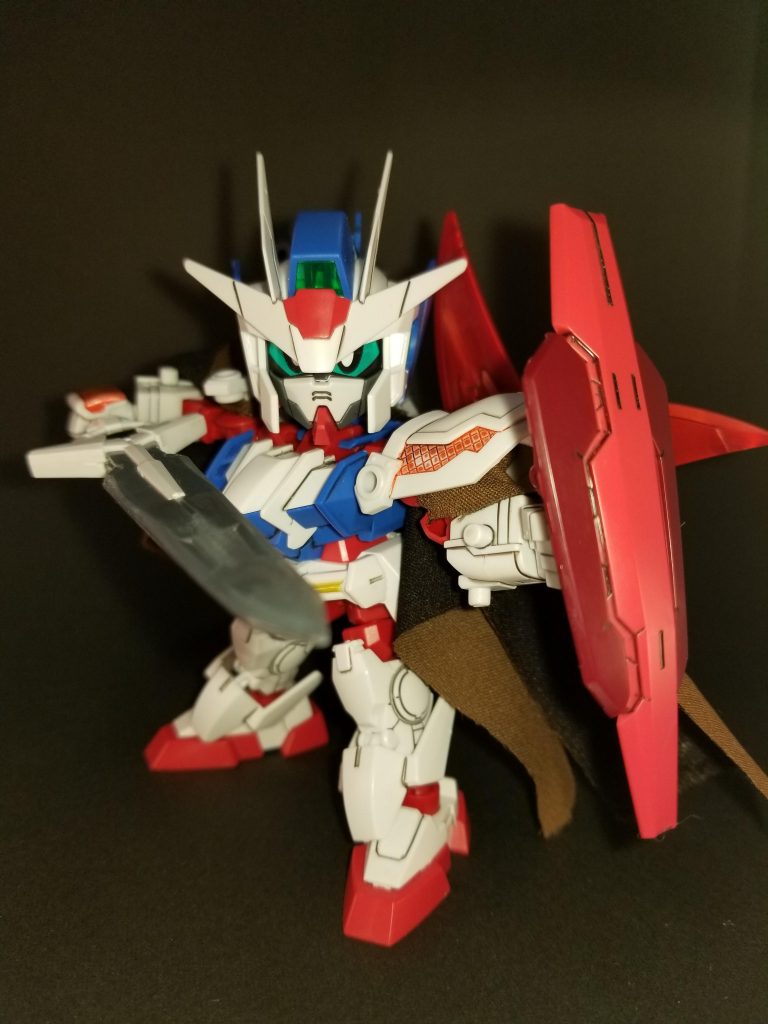 やや斜め向きに立った時のヒットボックス(当たり判定)の小ささがキモ。
被弾面積を減らすことで敵への接近を容易にする。