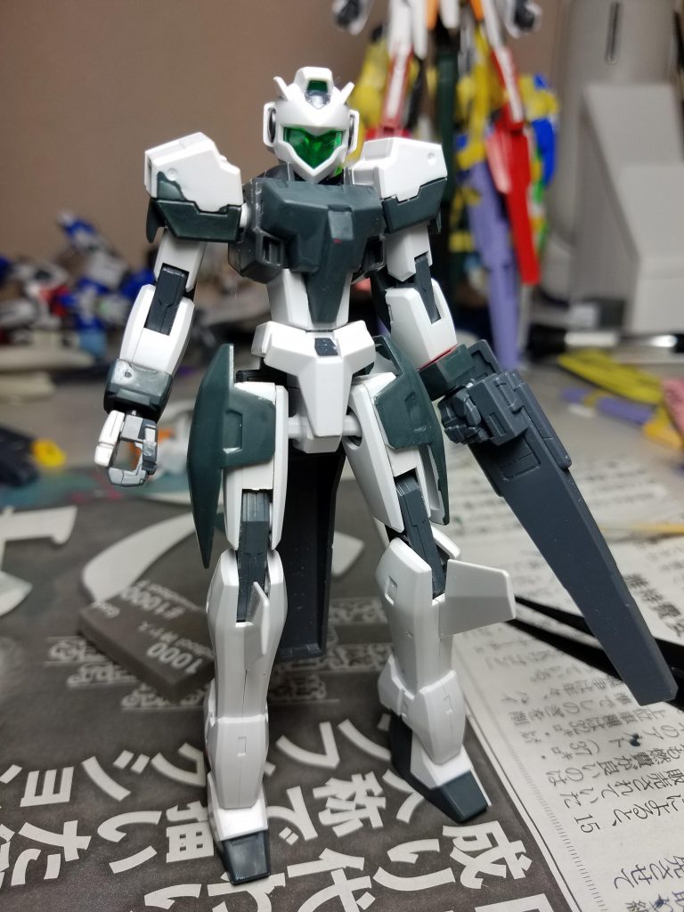 本体の塗装が終わった時に初めてライフル片方ないのに気づきました。