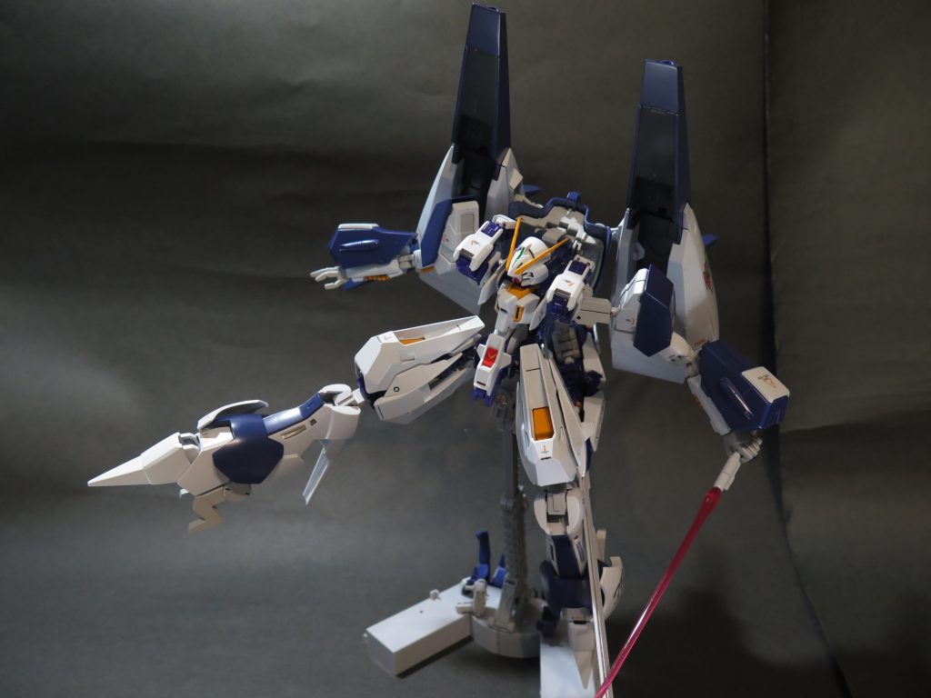 *MS形態:*

原型であるメッサーラに劣らない火力と運動性を持つ,しかも,ウーンドちゃんとメッサーラのメインジェネレーターを使用しているから,戦闘性能だけで理論上がメッサーラを超える潜能がある.