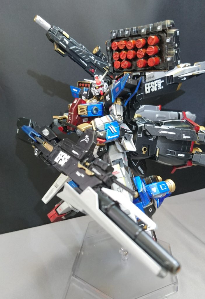 武器その6 メガビームブラスト
この機体のメイン武器です!
重装備と言うことで、火力と迫力がある武器を作ってみました!