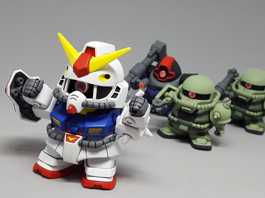 「あっガンダムだ!」「やっつけろー!」
「ちがうっちゅーの!」
以下製作工程