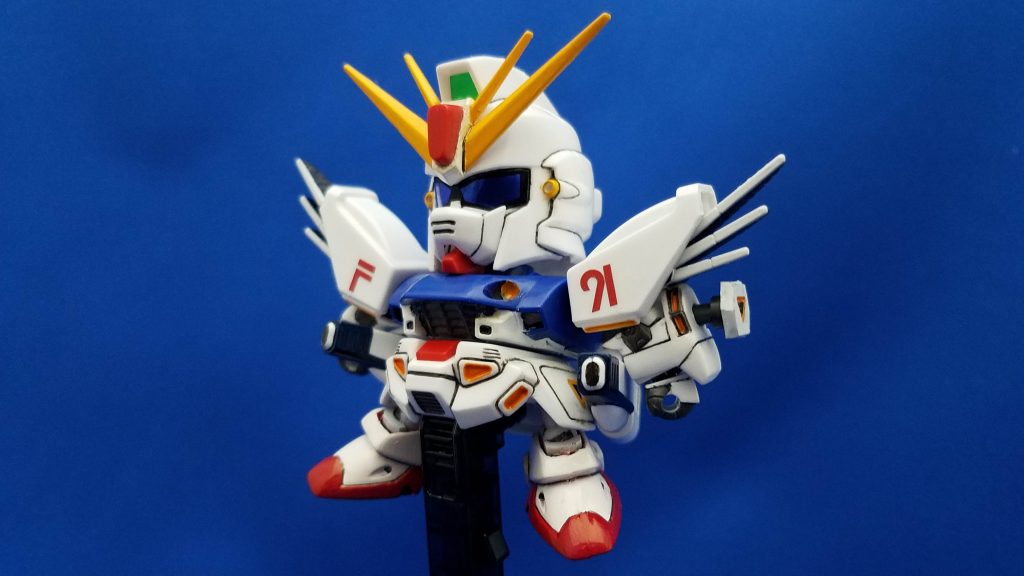 ただヴェスバーはこの取り付け位置の変更で展開するとちょっと迫力がなくなってしまったり・・・