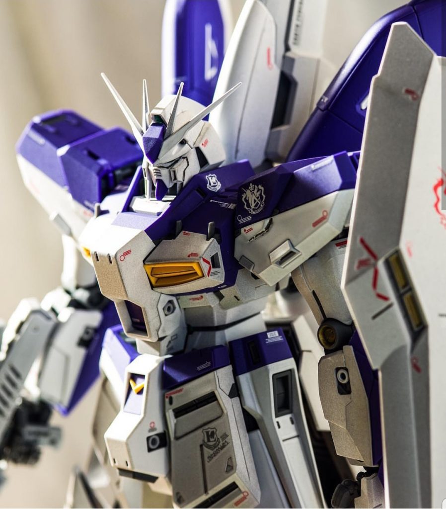 バストアップ！
Hi-νガンダムはほぼって言うかνガンダムと同じパーツなのか？と思いましたが多分流用ですね(笑)