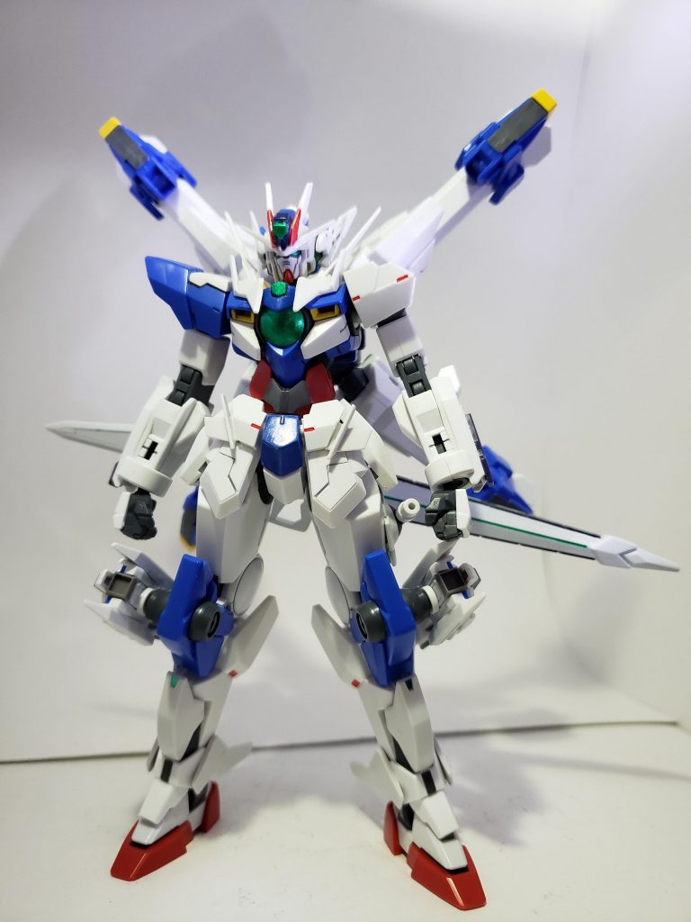 フロントショット
基本ベースはクアンタ、トランジェント、スカルウェポンを使用、その他ジャンクから見繕ってます。
武装は腰裏、太腿にマウント出来るようにしました。