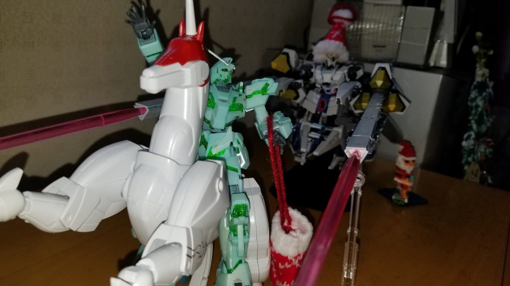 ガンダムNTクリスマス–2枚目/制作者：RX-73-02 YAS