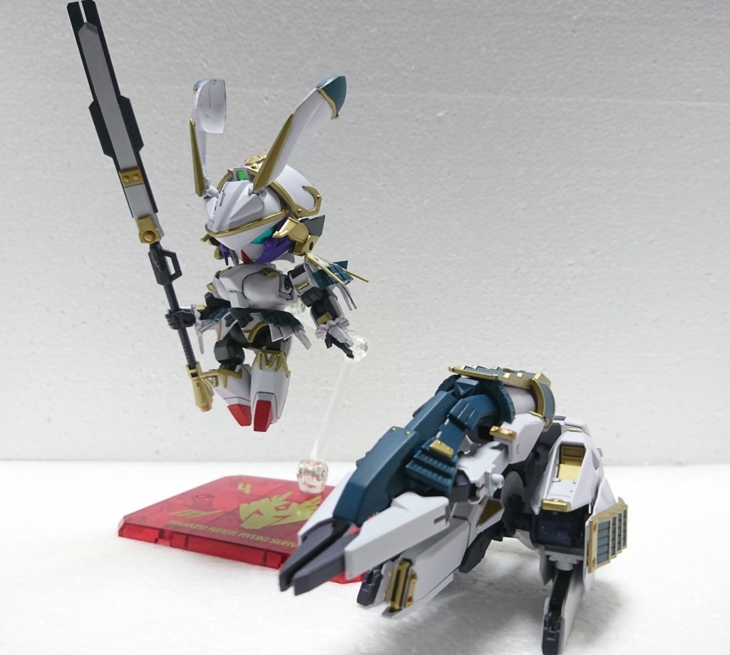 武者武装形態。砲獣鉄機に収納されていた武装を装着。