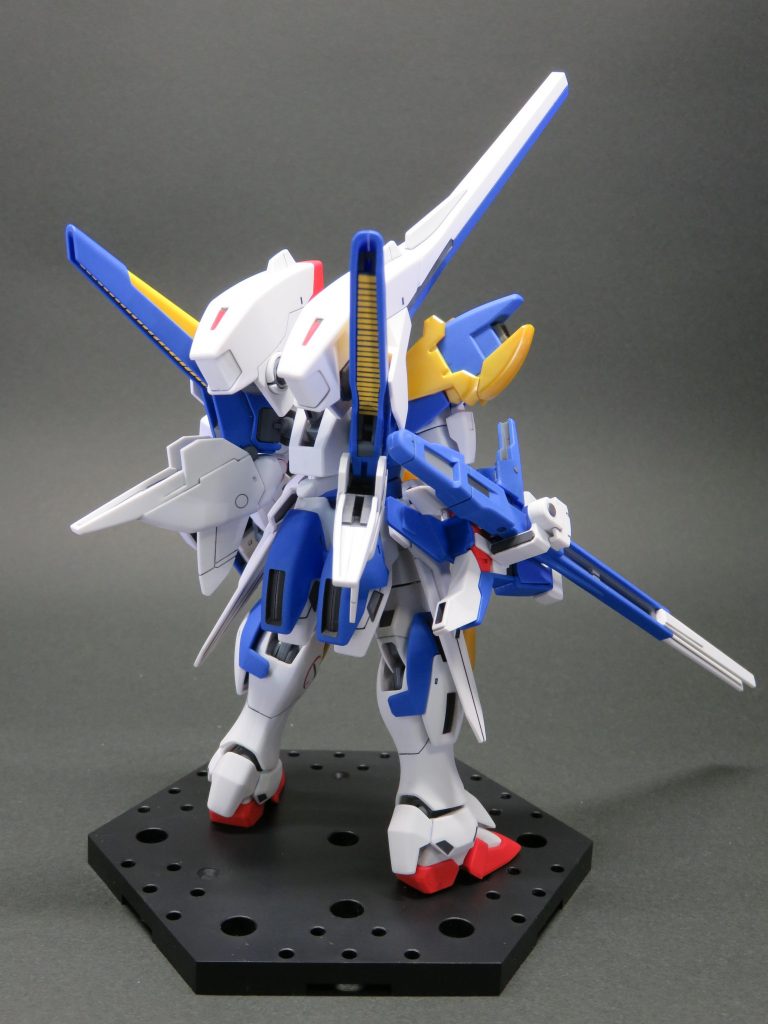 後
ミノフスキードライブを外さずにバスターパーツを取り付けられるよう改修(後述)したことで、まとまりが良くなりました