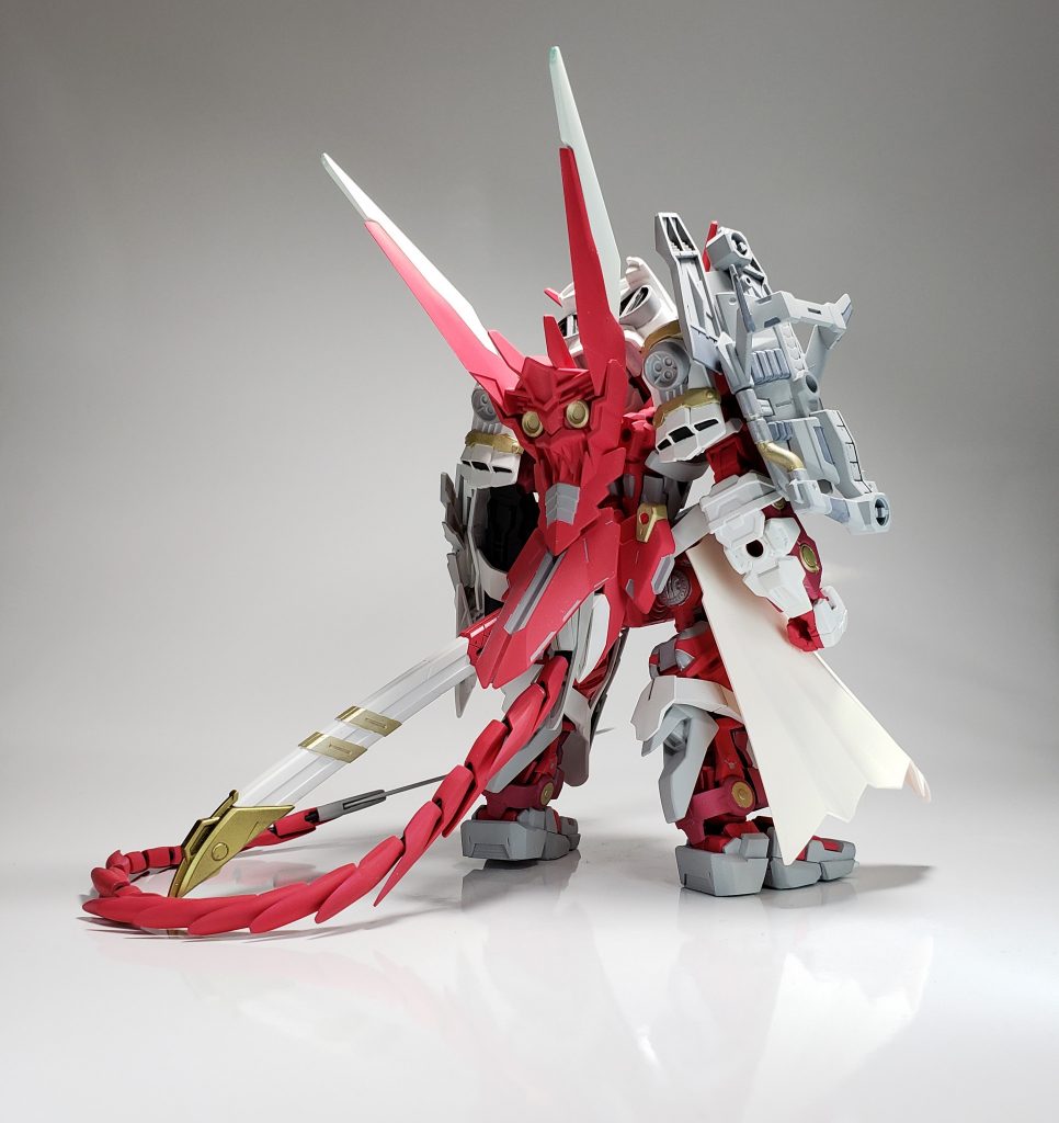 追加装甲一覧
右肩の大盾
右腰の腰布風アーマー
左腕のブレード
鬼面状のバックパック
刀付きの尻尾