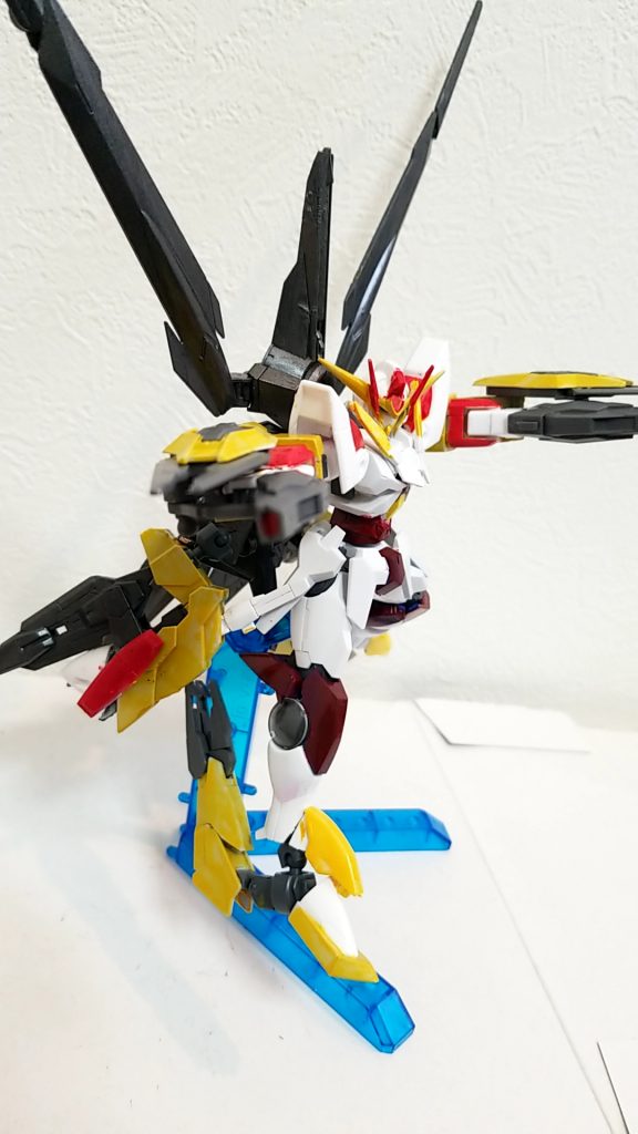 GNハンドガン
腕に固定されている