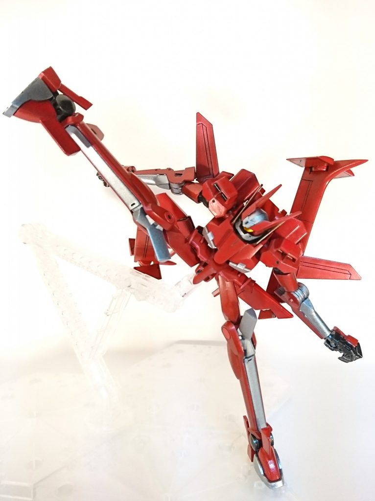 アクション!
フラッグの股関節が柔軟なため、ハイキックも決まります。