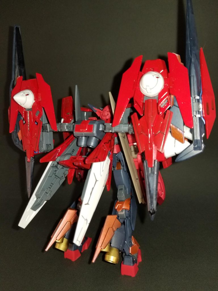 【ガンプラ仕様(設定分部含む)】機体名称:ガンダム00トロイアリバティ(GUNDAM 00 TROIA LIBERTY)モデルナンバー:GNDVtroL全頭高:約18m全長:約18~27m全備重量:81.6t動力:太陽炉×6
【武装】GNソードプロトGNソードGNビームライフルGNハンドバルカン×2スーパーGNソードⅡのビーム発射部×2
【特殊機能】トランザムシステムリバティダイブシステム