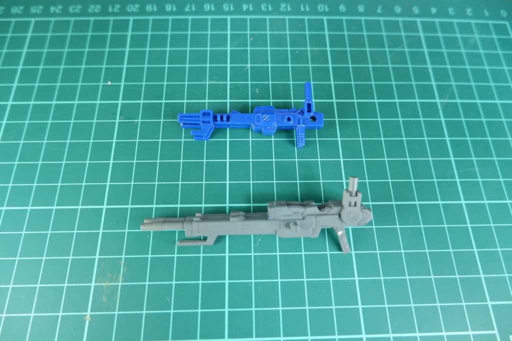 バスターライフル。BB戦士のは短すぎるのでSDEXウイングゼロから拝借。