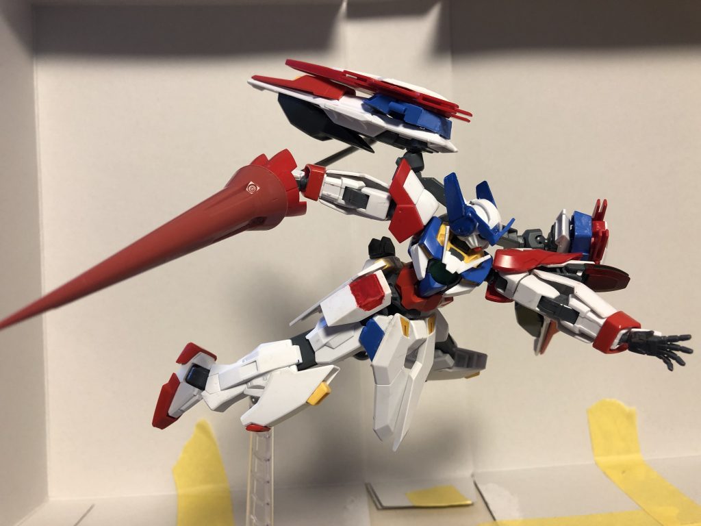 アクション。スターランサーと共通している点は武装やギミックが少ないので操縦者の力量がモロに反映されそうな機体って感じかな