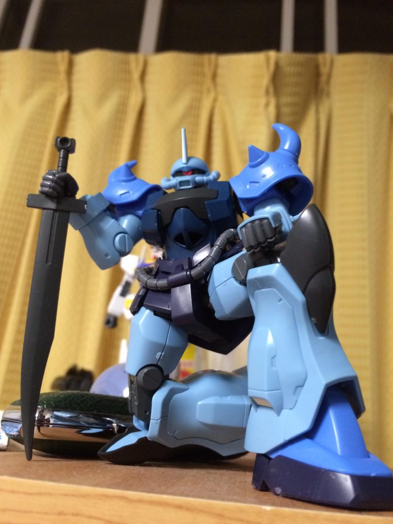 初期案です。プロトタイプグフとのニコイチで製作するつもりでしたが結局使ったのはグフカスだけでした…。