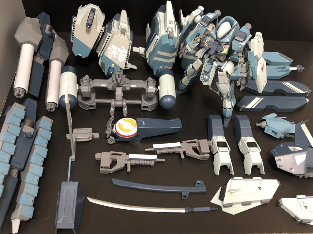 最後はスタックディスプレイ。
狭い撮影スペースには綺麗に入りきらない物量となりました。

ここまでお付き合いありがとうございます！
全文読まれた方、少しでも面白く思っていただけたなら幸いです。(●´ω｀●)

今後もオプション頑張るのでまたご覧あれ！