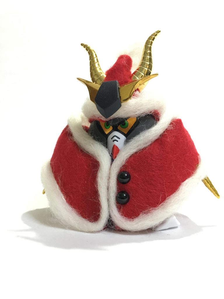 サンタ服にはフェルトを使用しています。