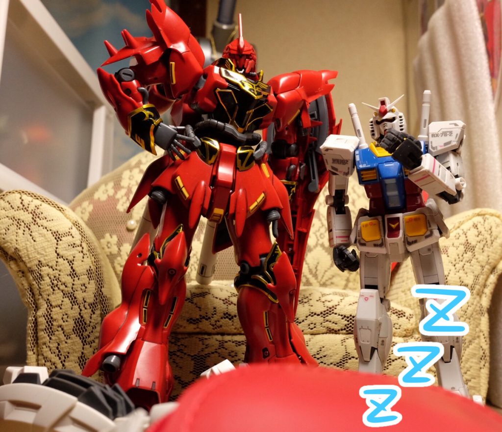 シナ:改修するって言ったら逃げ出したし、こうすると寝るって聞いたからやってみたんだ
ダム:え、この姿で寝るの?
∀:えへへへ、もう食べられないよお……
ダム:うわ、よくありがちな寝言言ってる……